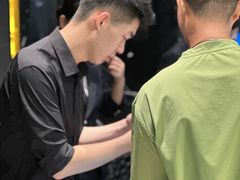 -雍容荟帝王蟹活龙虾展台自助(IFS黑金店)