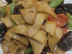 -晶渔坊·海鲜私房菜(东夷小镇店)