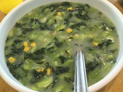 -兔行天下-鸿鹤鲜锅兔(中海国际店)