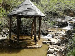 -大平台龙居瀑布旅游区