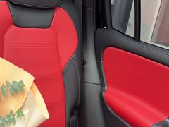 -上海星瀚奔驰4S店(红柳路店)