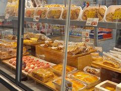 -皇冠幸福里动物奶油生日蛋糕(中山大道二中店)