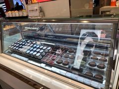 面包甜点陈列柜-Pierre Marcolini(德基广场店)
