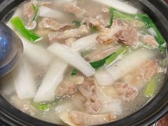 -胡须佬鸡煲四季火锅(海雅缤纷城店)
