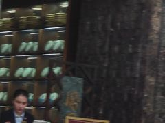 -凤凰楼酒家·粤宴点心(华强北店)