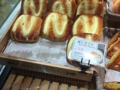 -乐兹薇尔(海宁爱琴海购物公园店)