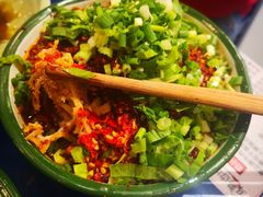 冒毛肚-马路边边麻辣烫联盟路店