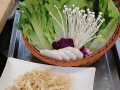 -陈大锅·岳阳鱼馆·地道岳阳菜(美食街店)