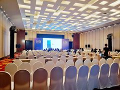 -上海龙之梦万丽酒店