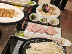 -九牧鱻·渝老鬼重庆火锅(人民路店)