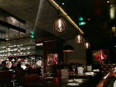 -恰餐厅及酒吧 CHAR Bar & Grill (北京丽都皇冠假日店)