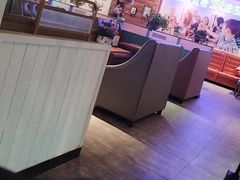 -豪客嘉族·麦尼顿西餐厅(乐福天下店)