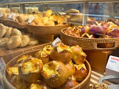 -红星前进面包牛奶公司(君太店)