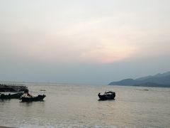 -那琴半岛地质海洋公园