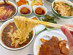 -伊穆祥牛肉面总店·清真