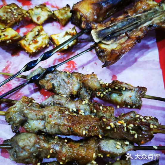 大缸烧烤(明仁大街店)