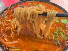 -肥汁米蘭香港米线(宁波路总店)