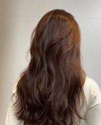 -丝语萱形象