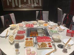 -海底捞火锅(中商百货夜宵主题店)