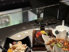 -穹六人间 people 6(岳阳路店)