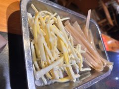-小饕荟雅安贡椒鱼鲜馆(广福桥店)