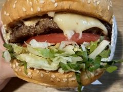 -The Habit Burger Grill 哈比特汉堡(复兴soho店)