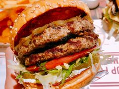 -The Habit Burger Grill 哈比特汉堡(复兴soho店)