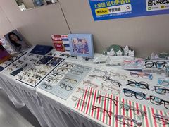-零度眼镜·宝视友·蔡司依视路(吾悦花街店)