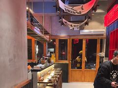 -8PINTS八品脱·日料·烧鸟·精酿小酒馆(莘庄店)
