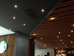 -星巴克臻选(周浦万达店)