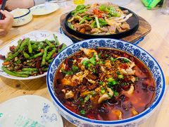 -洪霞餐馆