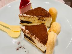 -飨食汇全日制餐厅·昆山皇冠假日酒店(九方店)