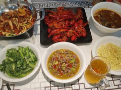 -靓虾二哥长沙地标小龙虾(五一广场店)