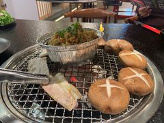 -喵小乙碳火烤肉(大坪协信星光天地店)