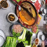 店内环境很好，装修风格很四川服务