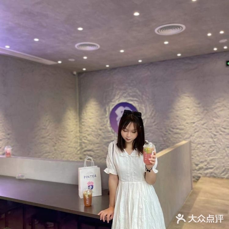 新晋网红拍照地[调皮]这家奶茶我爱