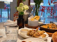 -阿妮叶李(光谷世界城店)