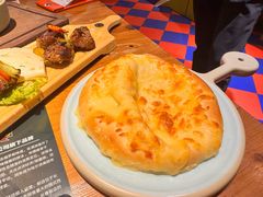 -米德维奇俄式西餐厅(西六道街店)