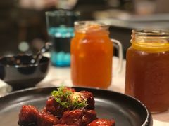 红酒泡沫牛仔粒-荟廷·晶萃(陆家嘴尚悦湾店)