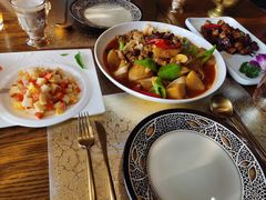 -迪拜杭州风味音乐餐厅(杭州首店 湖滨步行街店)