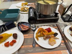 -金马门国际美食百汇(珞喻路店)
