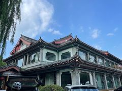 -鹊华居·地道鲁菜·海鲜·融合味(大明湖店)