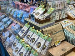 -猫的天空之城概念书店(杭州南宋御街店)