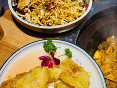 -山河屯铁锅炖·非遗东北菜(南山店)
