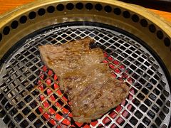小哥哥帮烤肉-肉魁屋·烧肉·烧鸟·酒场(高新店)