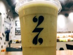 牛油果香蕉奶昔-HELLO 27 意面·沙拉·帕尼尼