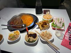 -佰人王串串香火锅(洋珠巷店)