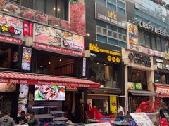 -BHC炸鸡(明洞总店)