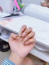 -尤米一站式美甲美睫