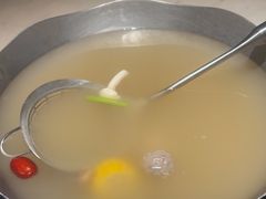-左庭右院鲜牛肉火锅(浦江欢乐颂店)